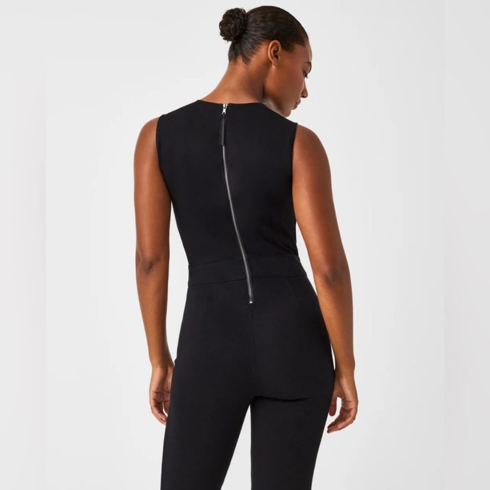 SPANX The Perfect Jumpsuit Sleeveless Back Zip Bootcut Classic Black  L NWT - Picture 9 of 16